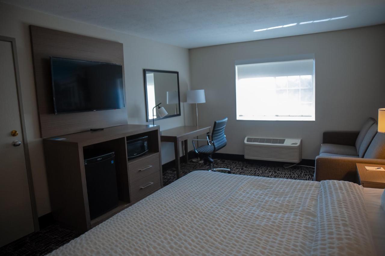 Clarion Pointe Indianapolis Airport Hotel Plainfield Kültér fotó