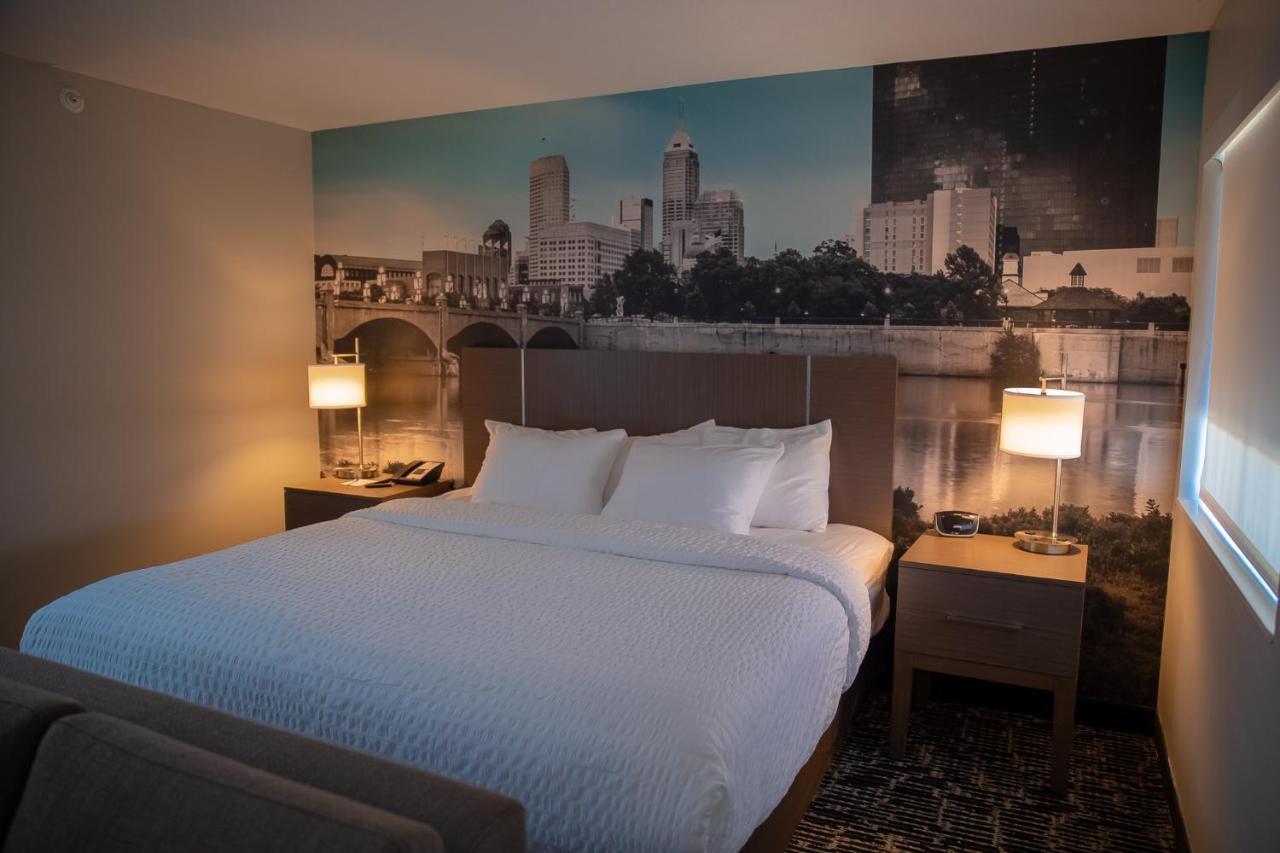 Clarion Pointe Indianapolis Airport Hotel Plainfield Kültér fotó
