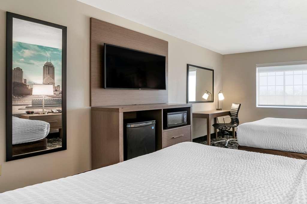 Clarion Pointe Indianapolis Airport Hotel Plainfield Szoba fotó
